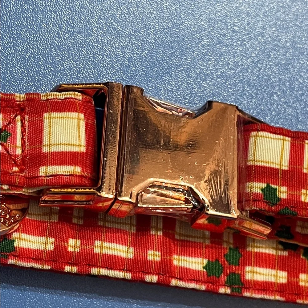 NEW Faygarsle Christmas Red Plaid Pattern Dog Collar- small